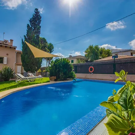 Holiday home Stunning With Private Pool