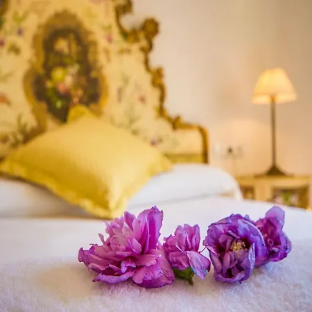 Stunning With Private Pool Semesterbostad